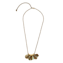 Load image into Gallery viewer, Feather fan with hammered metal necklace (BSJ3512)
